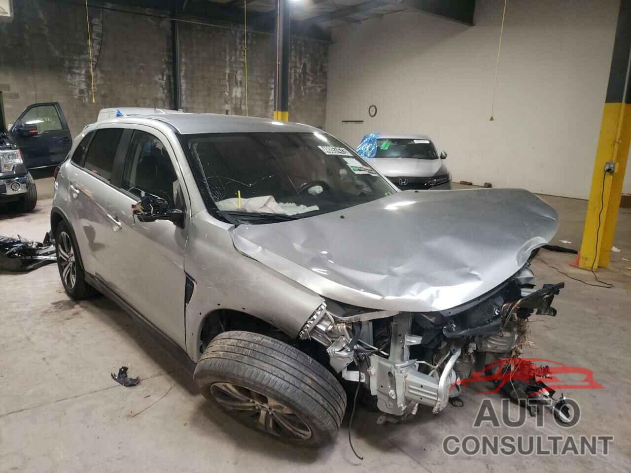 MITSUBISHI OUTLANDER 2020 - JA4AR3AU8LU028438