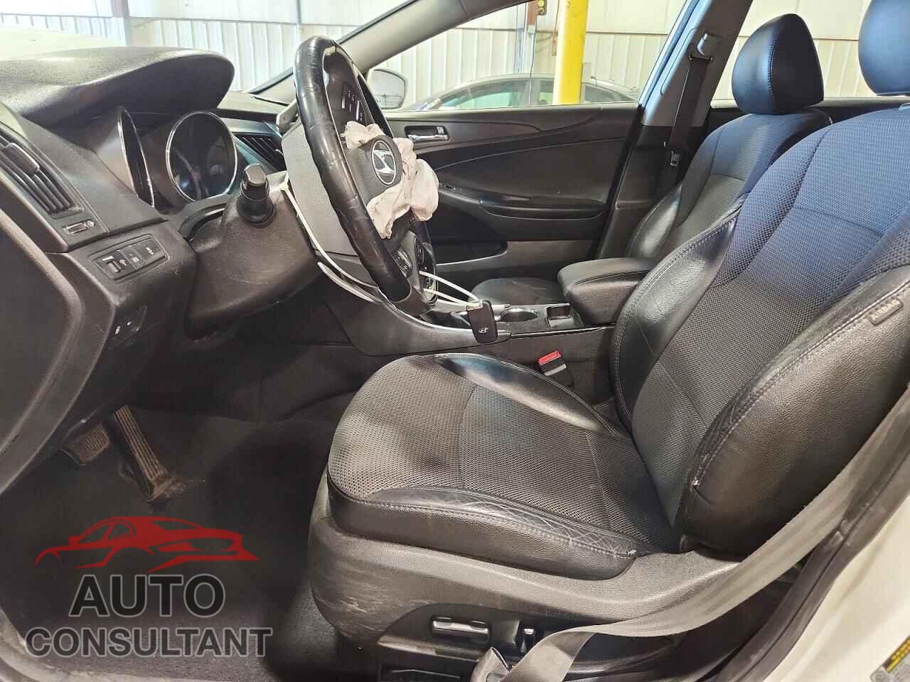 HYUNDAI SONATA 2012 - 5NPEC4AB7CH389375