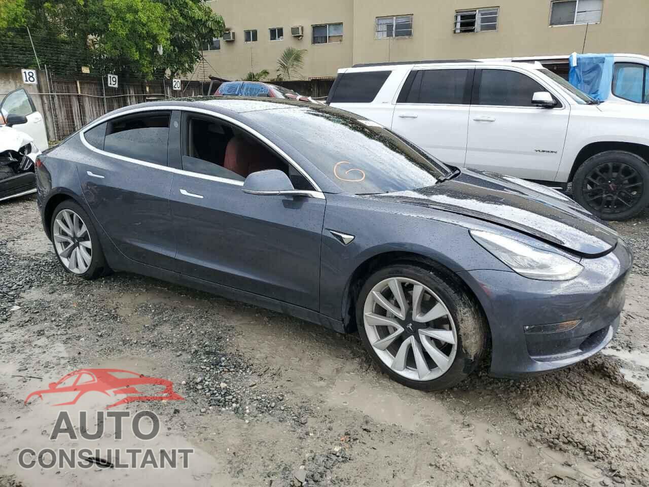 TESLA MODEL 3 2020 - 5YJ3E1EB9LF666746