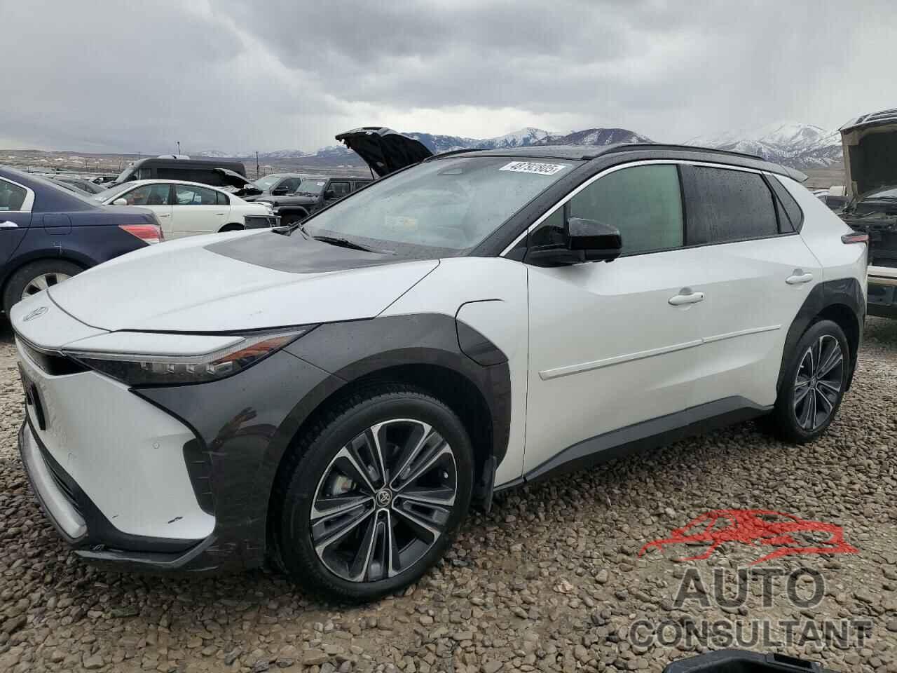 TOYOTA BZ4X XLE 2023 - JTMABACA9PA023807