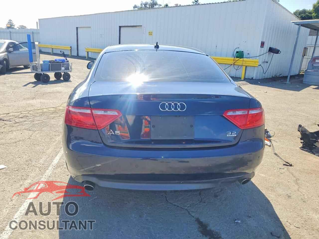 AUDI A5 2009 - WAUDK78T89A044111