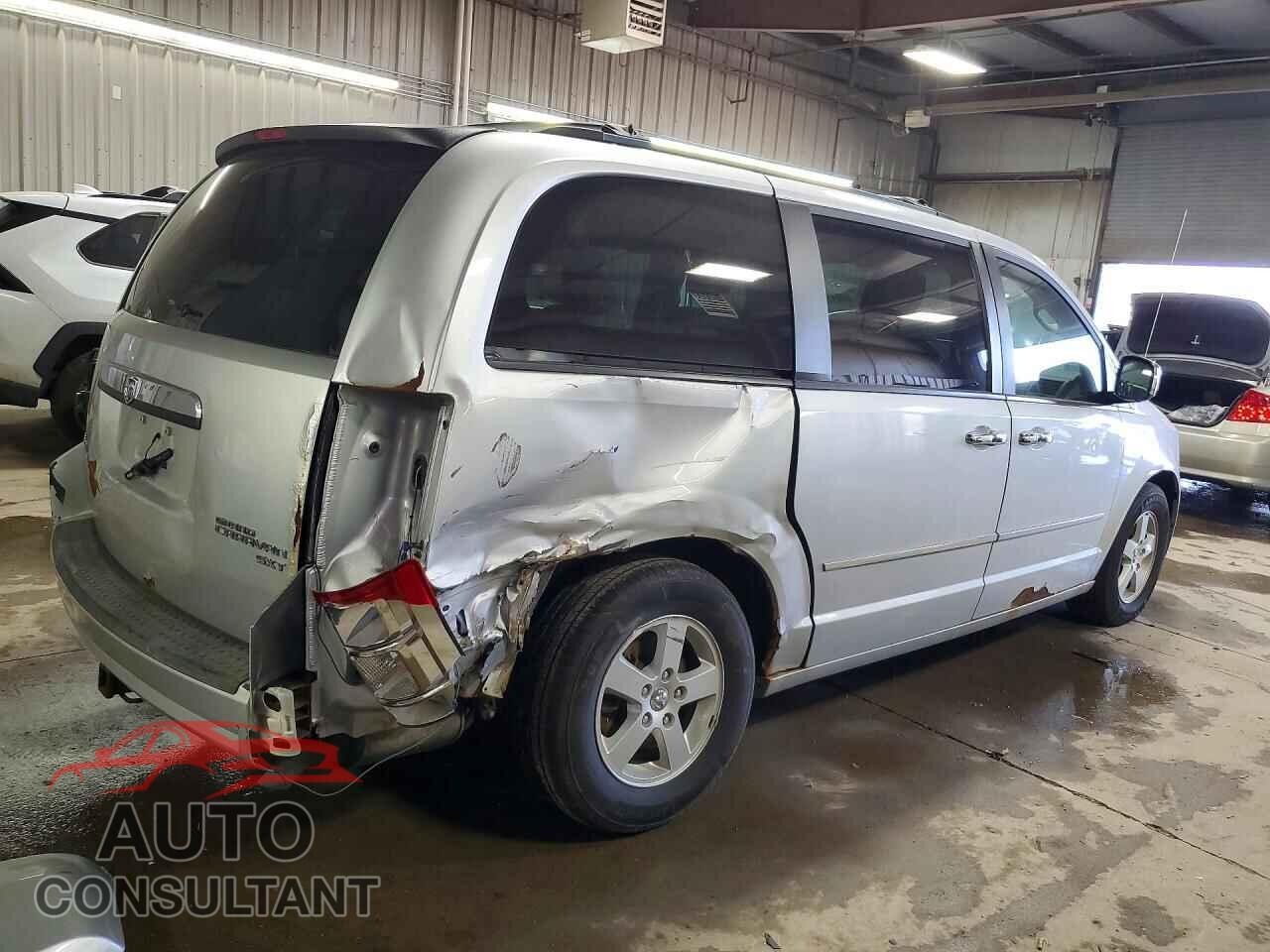 DODGE CARAVAN 2010 - 2D4RN5D15AR196875
