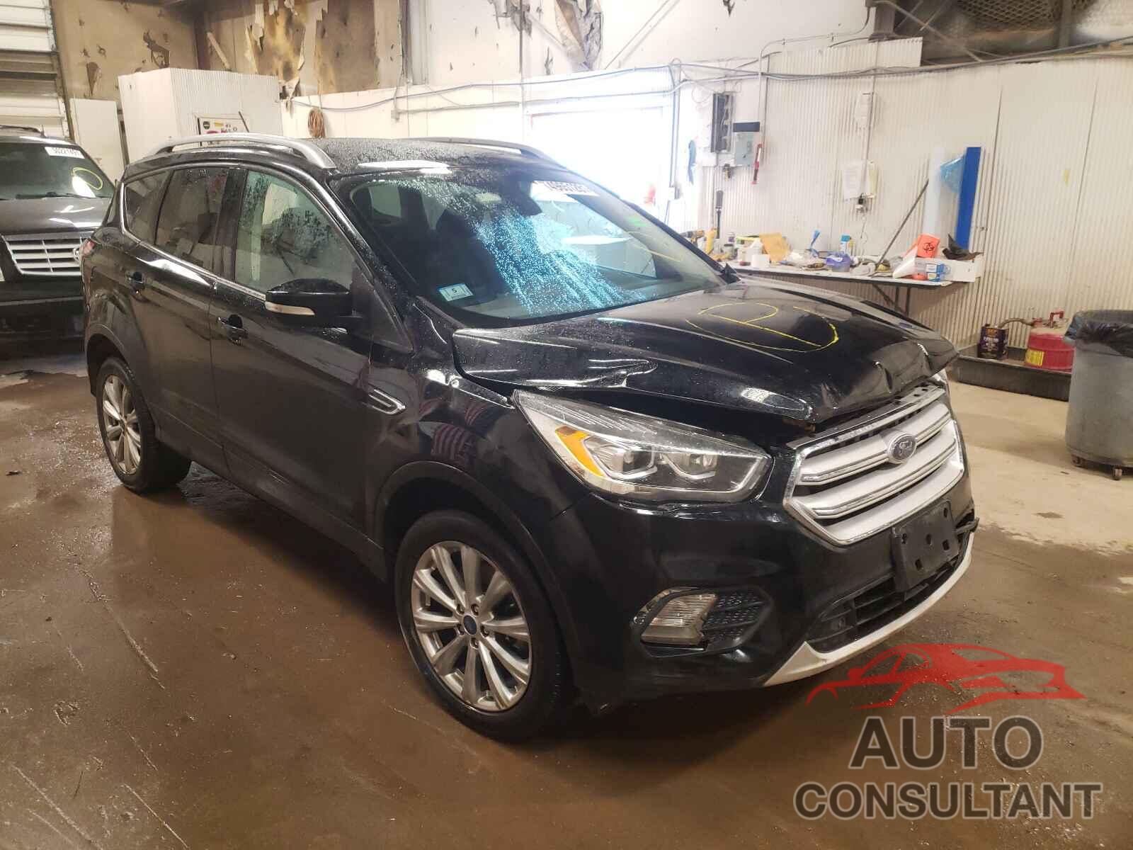 FORD ESCAPE 2018 - 1FMCU9J98JUA57748