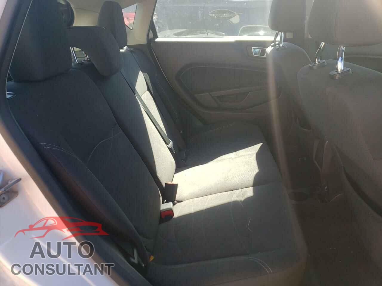 FORD FIESTA 2016 - 3FADP4EJ9GM105932