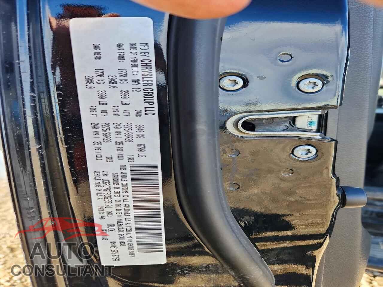 DODGE RAM 1500 2012 - 1C6RD7GT8CS285101