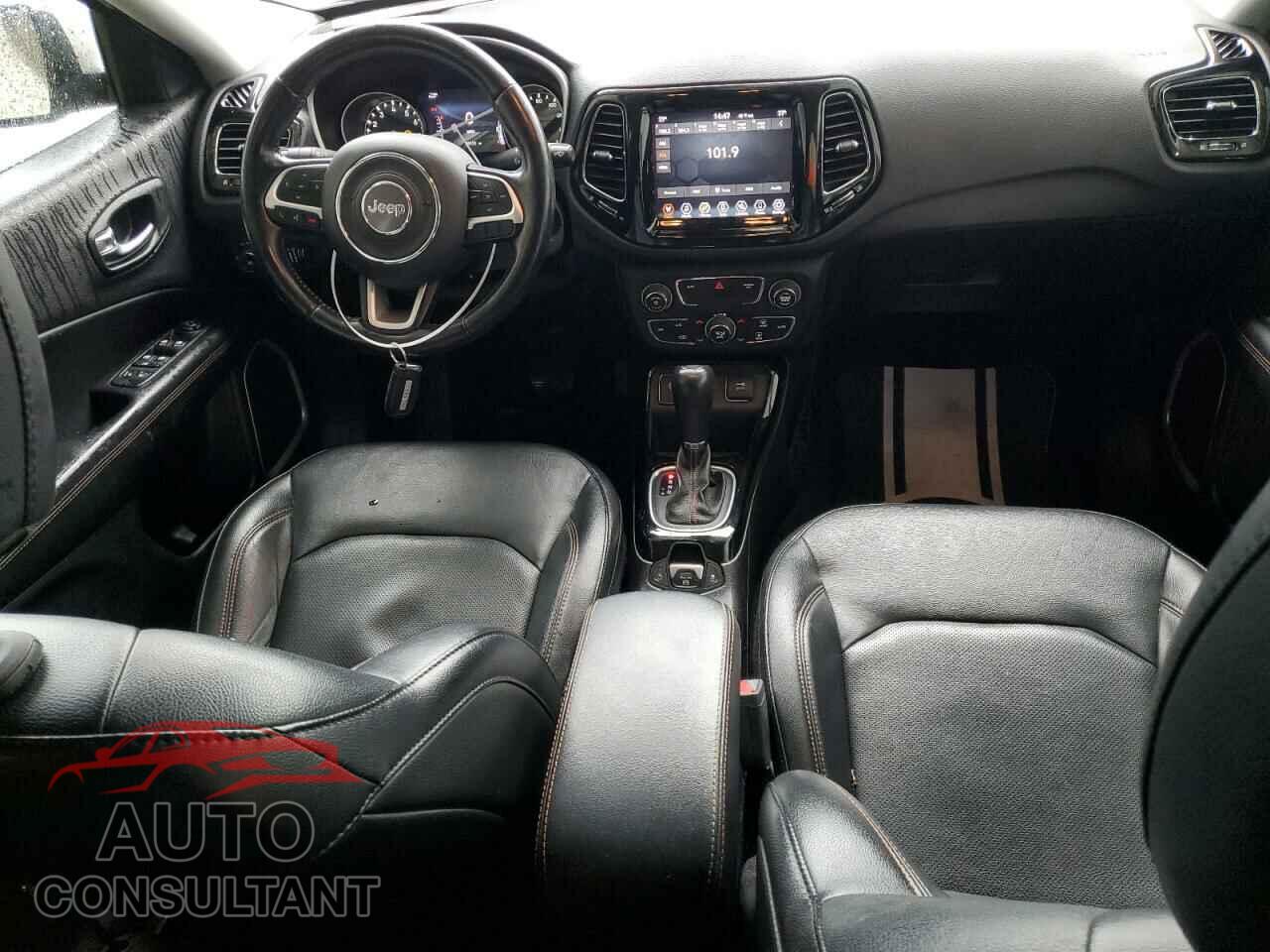 JEEP COMPASS 2020 - 3C4NJCCB0LT231165