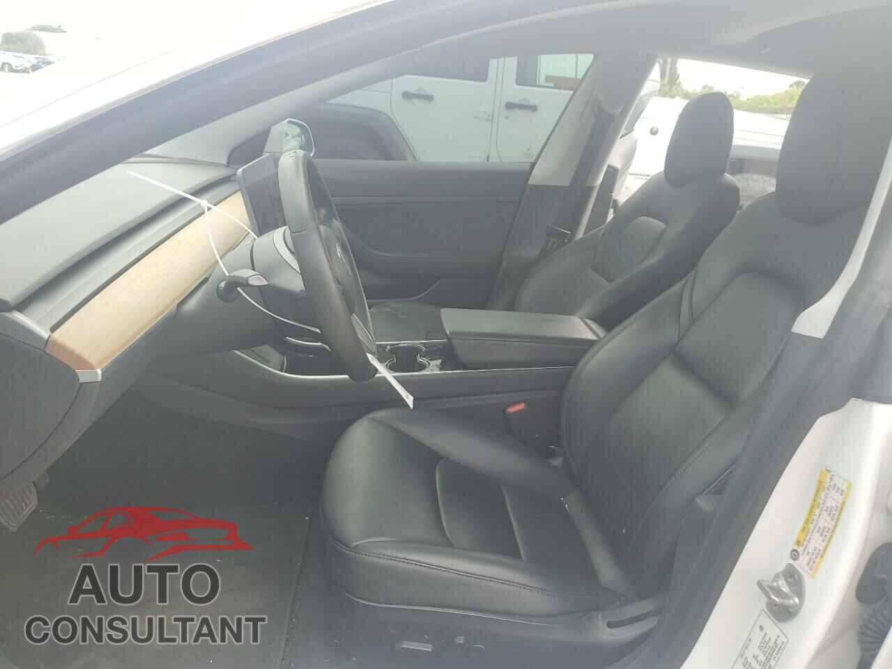 TESLA MODEL 3 2020 - 5YJ3E1EAXLF706887