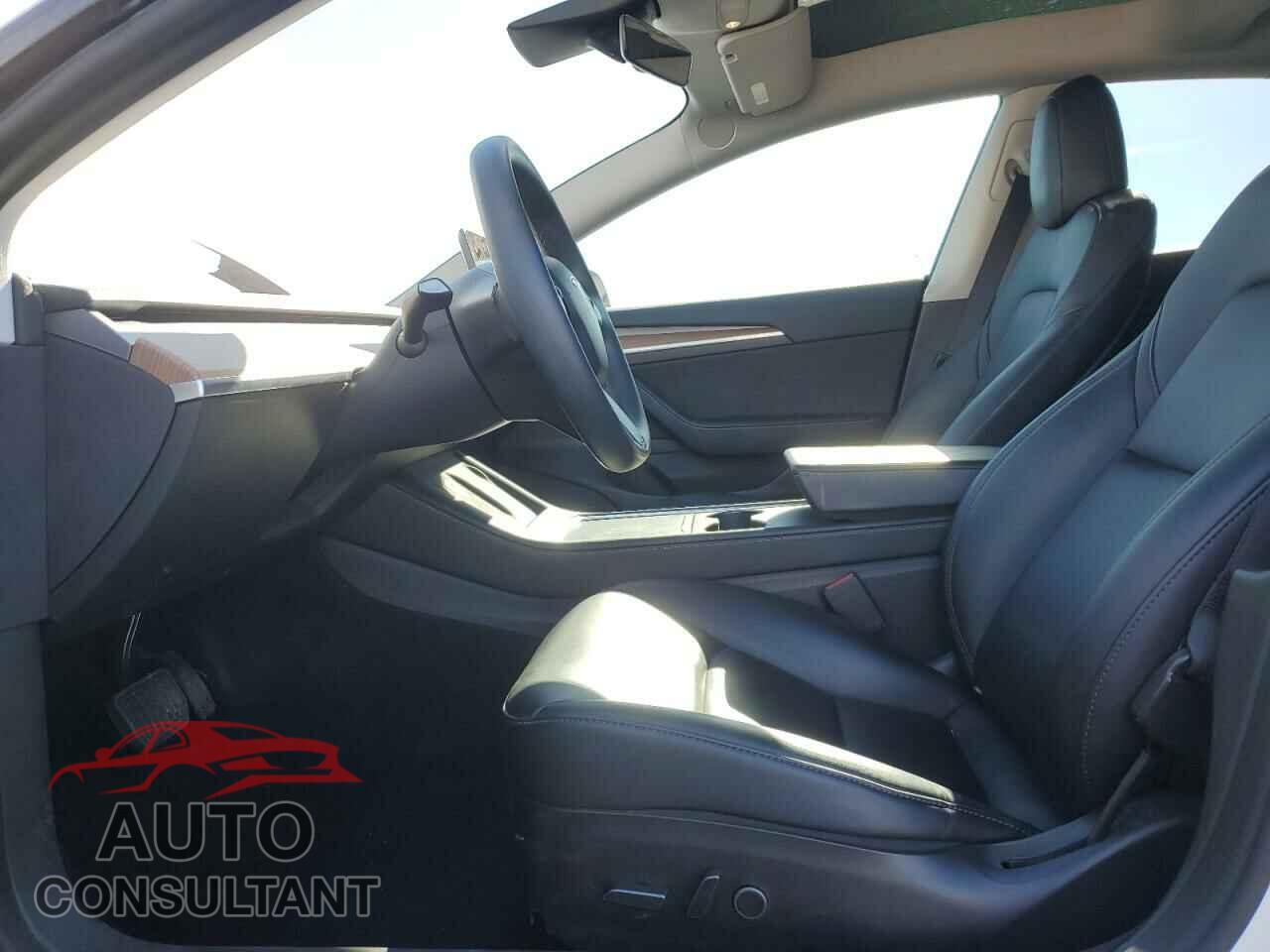 TESLA MODEL 3 2021 - 5YJ3E1EA9MF088284
