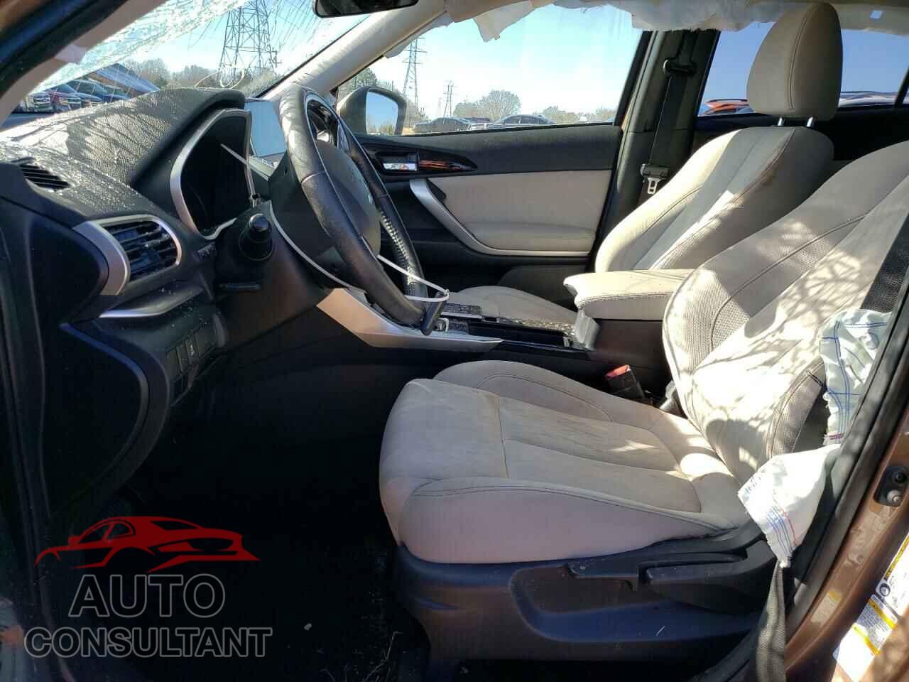 MITSUBISHI ECLIPSE 2018 - JA4AT5AA5JZ067801