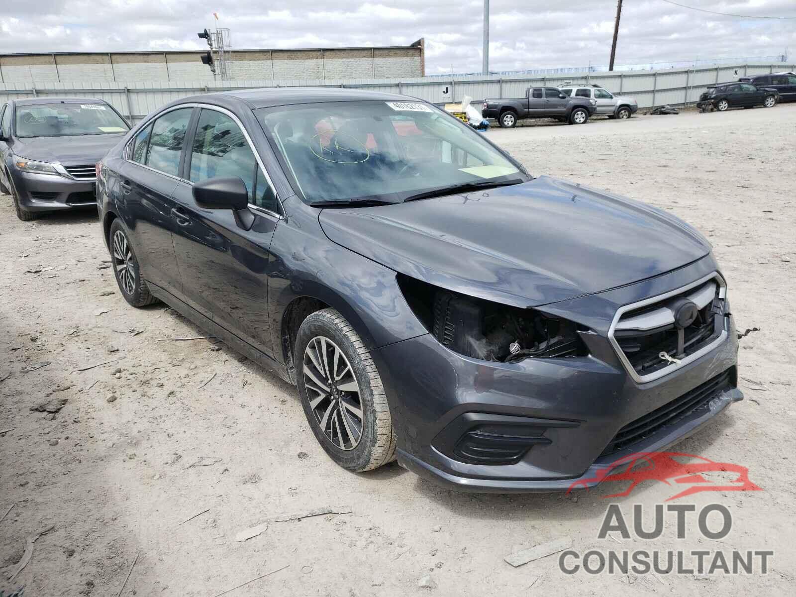 SUBARU LEGACY 2018 - 4S3BNAB66J3020948