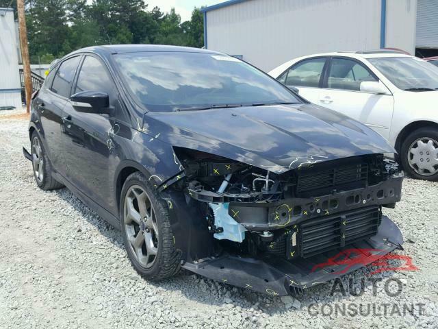 FORD FOCUS 2017 - 1FADP3L95HL345730