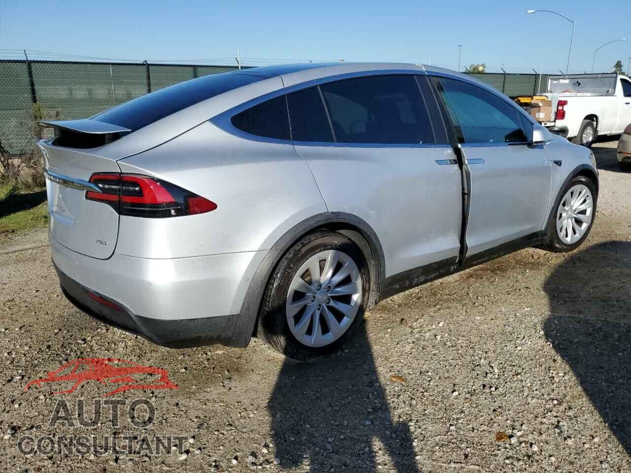 TESLA MODEL X 2017 - 5YJXCDE2XHF050358