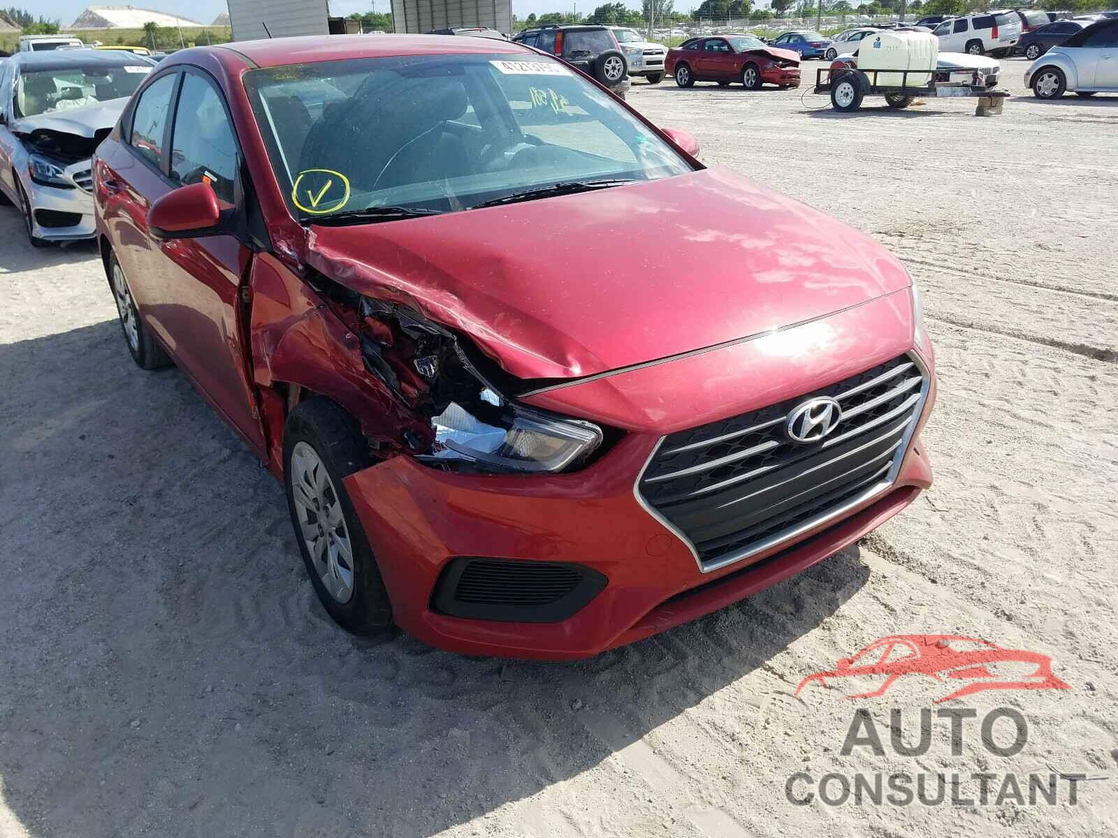 HYUNDAI ACCENT 2018 - 3KPC24A38JE011814