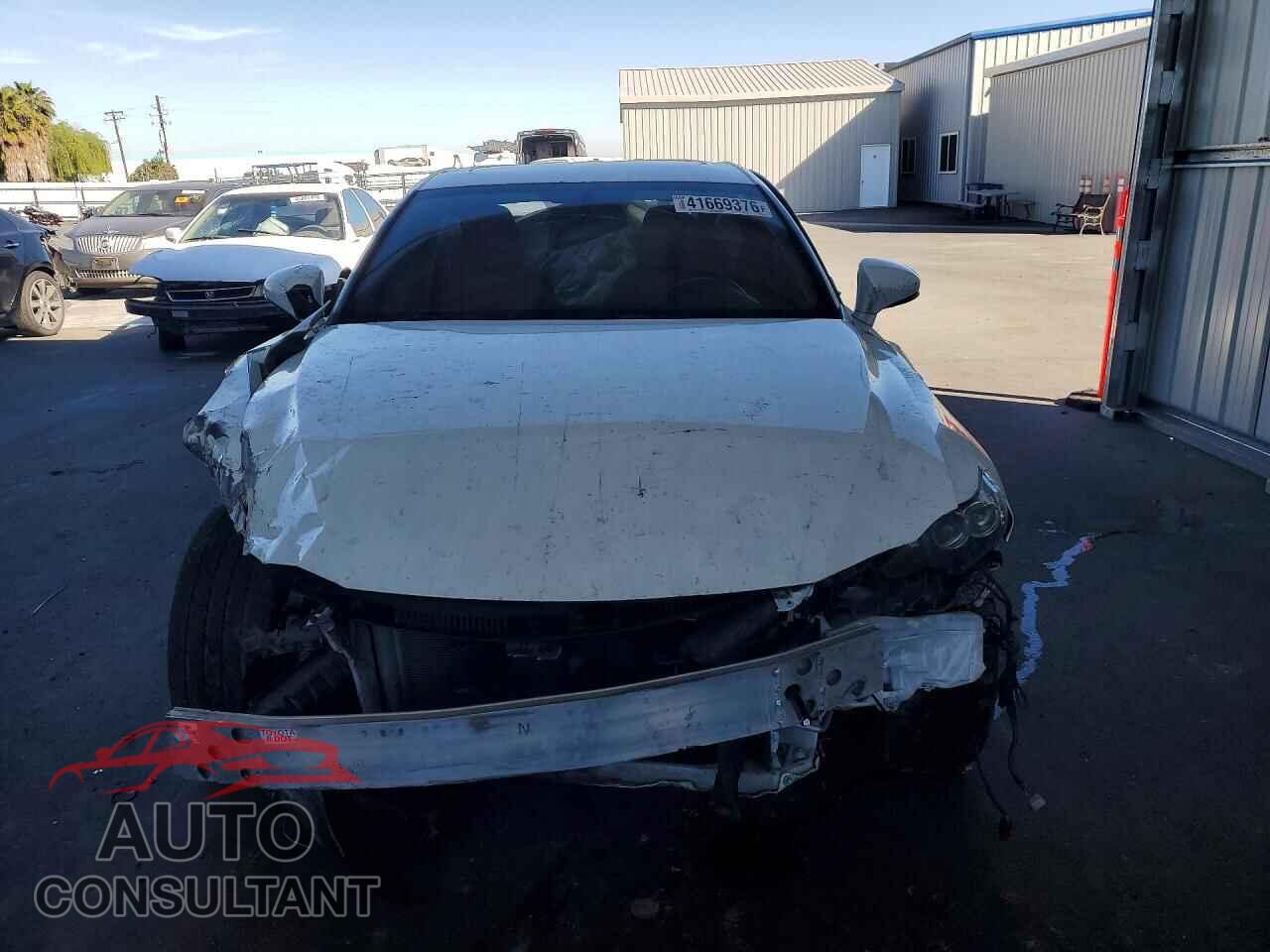LEXUS IS 2015 - JTHBF1D26F5070511
