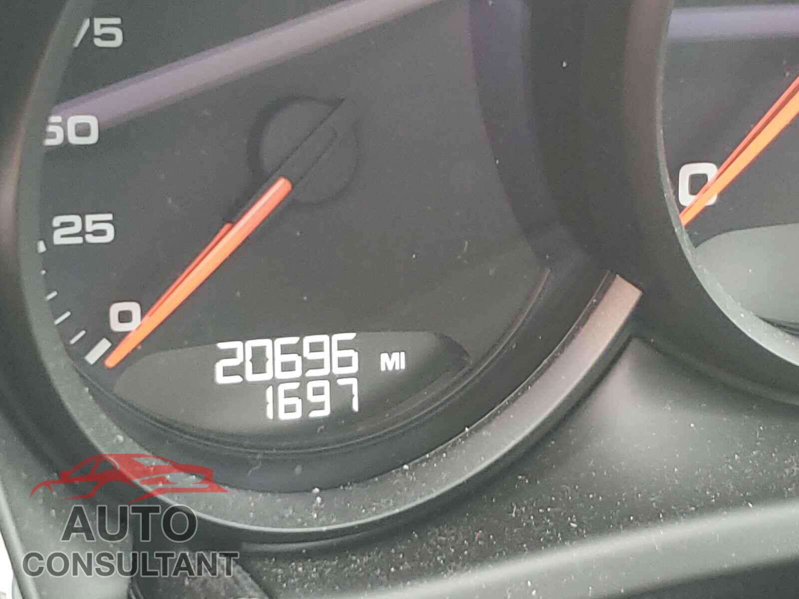 PORSCHE MACAN 2018 - WP1AA2A51JLB20573