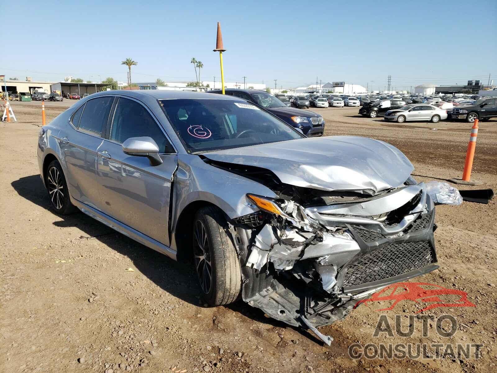 TOYOTA CAMRY 2020 - 4T1G11AK4LU309528
