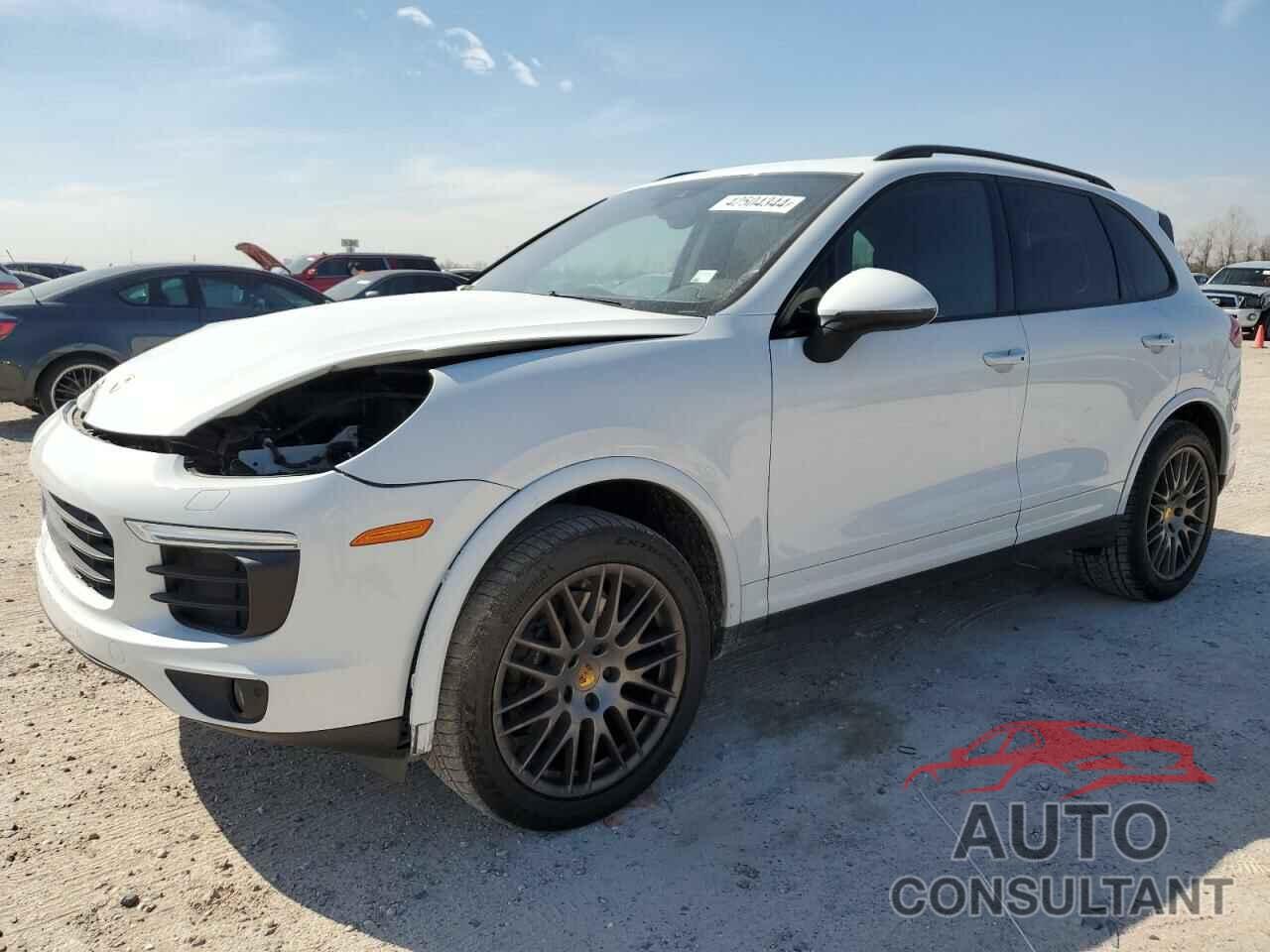 PORSCHE CAYENNE 2017 - WP1AA2A21HKA82798