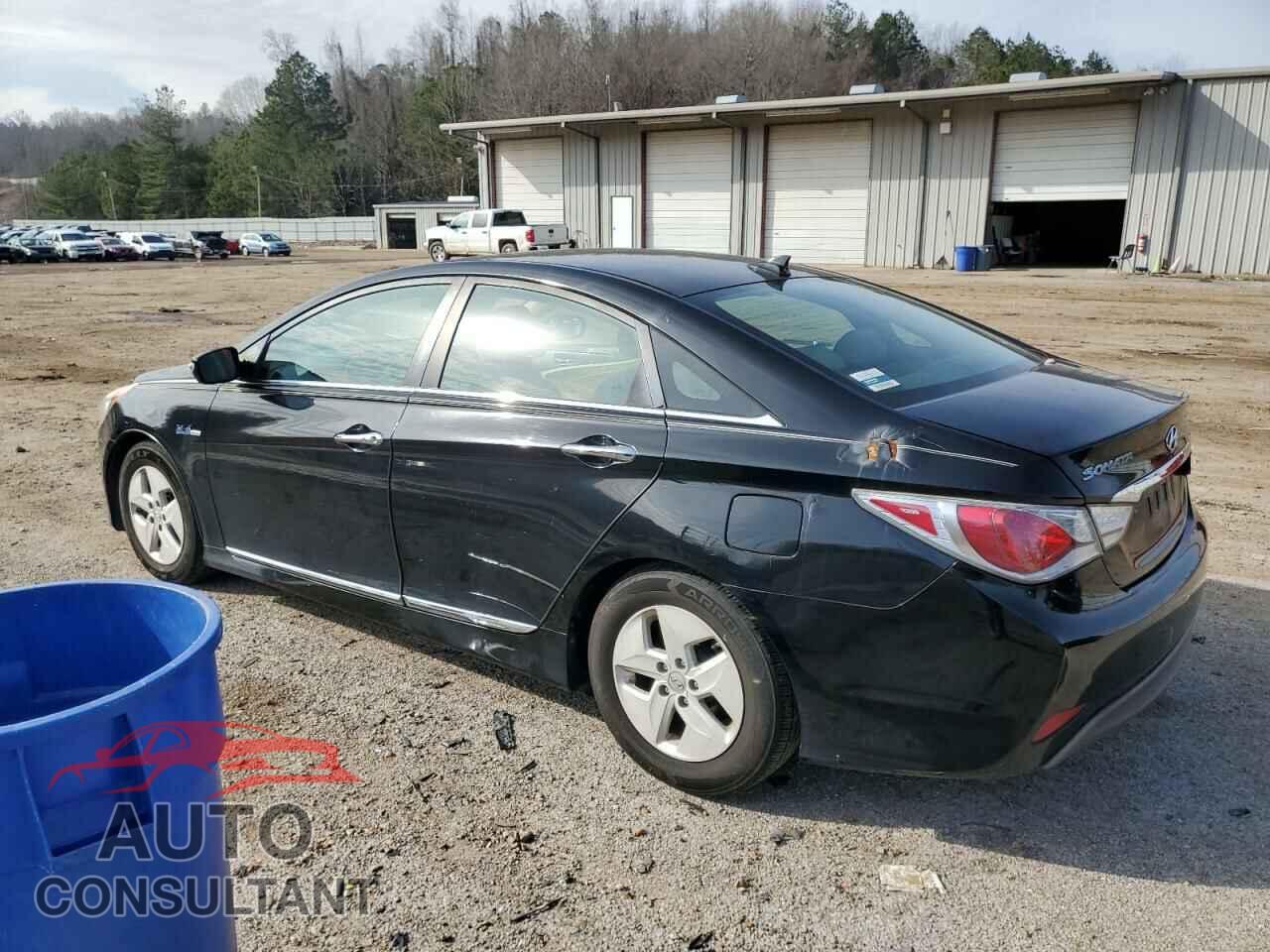 HYUNDAI SONATA 2012 - KMHEC4A41CA033458