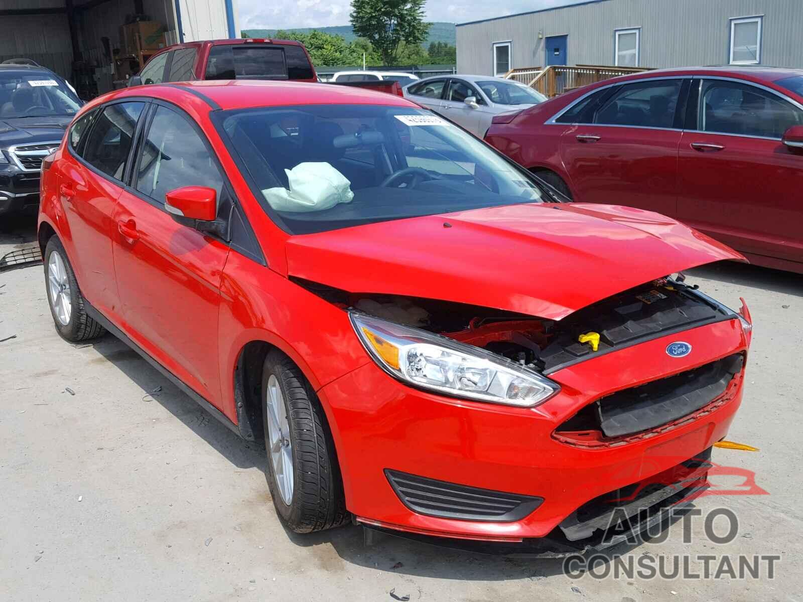 FORD FOCUS 2015 - 1FADP3K21FL277167