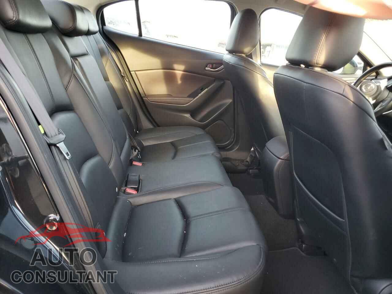 MAZDA 3 2017 - 3MZBN1V79HM146912