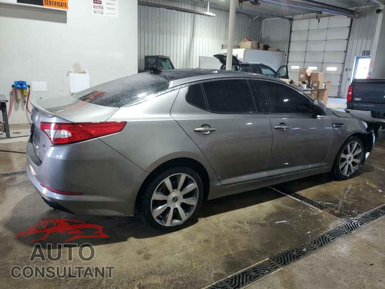 KIA OPTIMA 2013 - 5XXGR4A68DG127128