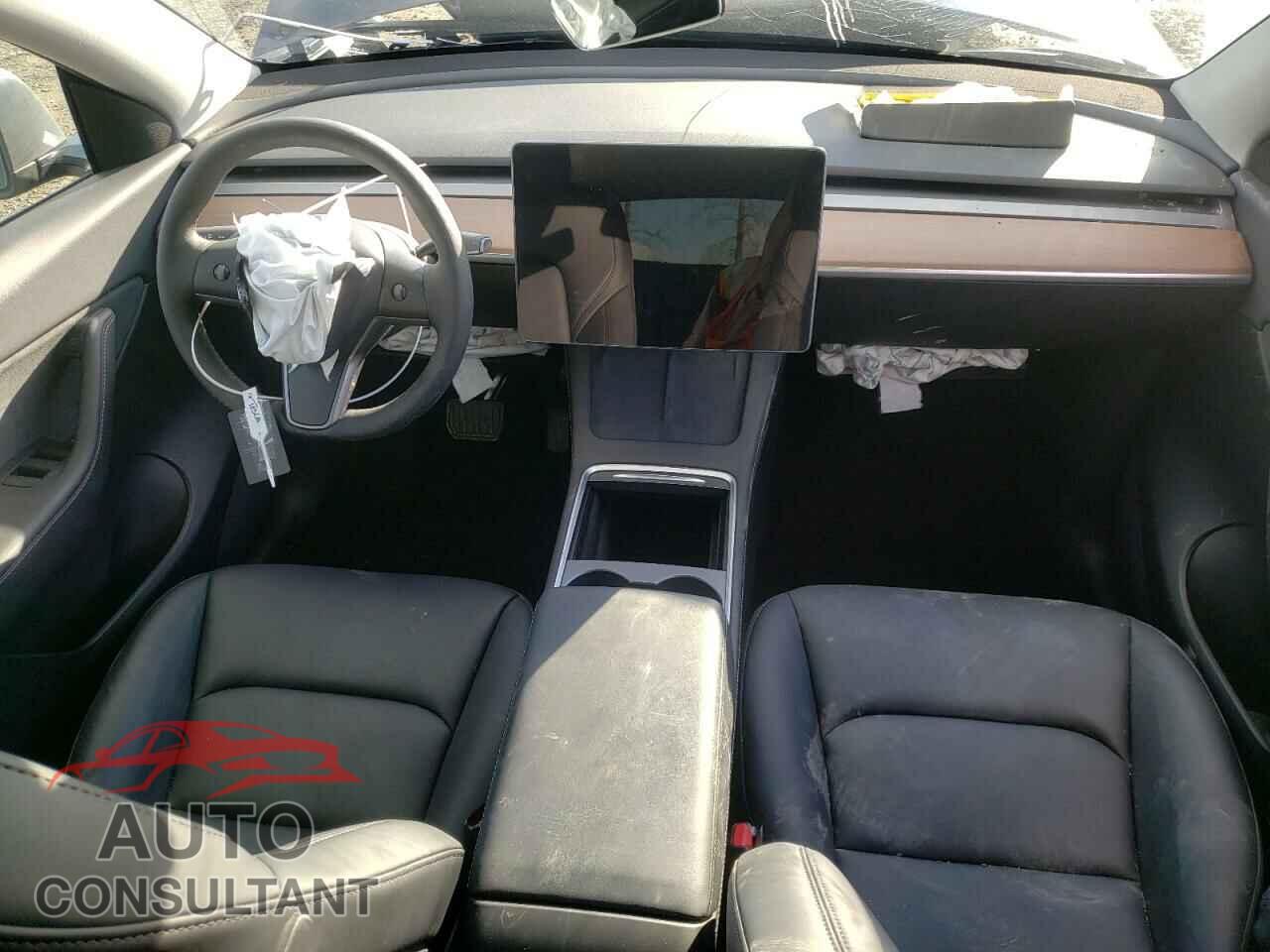 TESLA MODEL Y 2022 - 7SAYGDEE9NF437095
