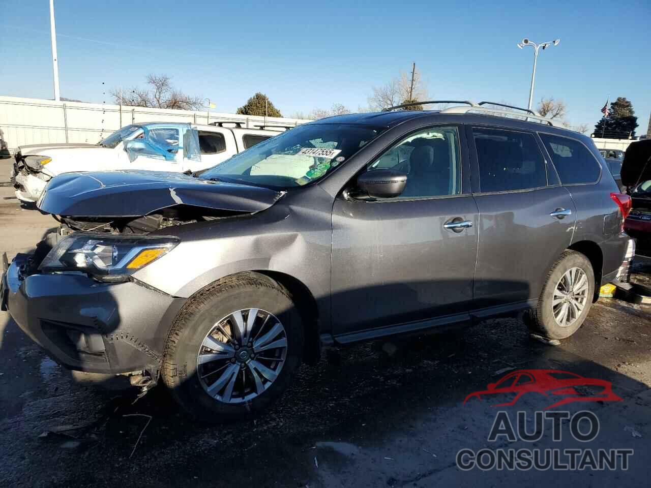 NISSAN PATHFINDER 2018 - 5N1DR2MM1JC662777