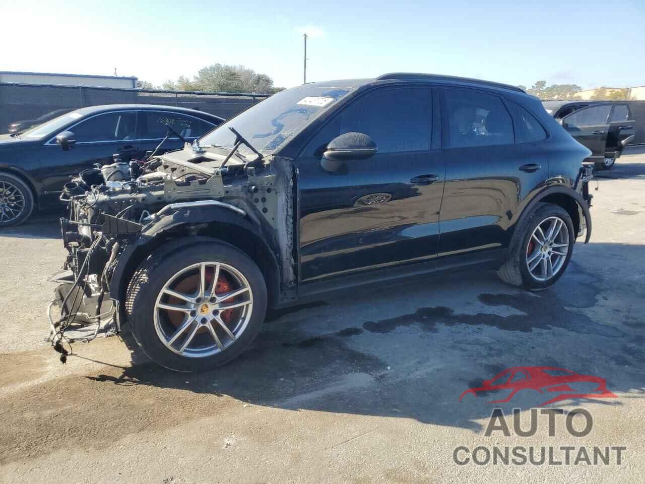 PORSCHE CAYENNE 2019 - WP1AA2AY6KDA06946