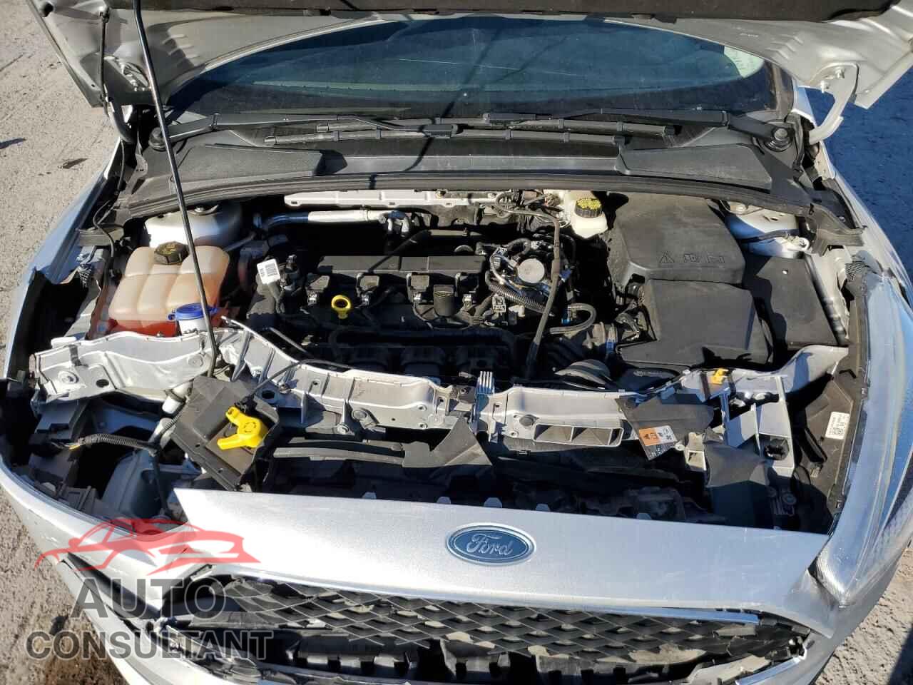 FORD FOCUS 2017 - 1FADP3F28HL315412