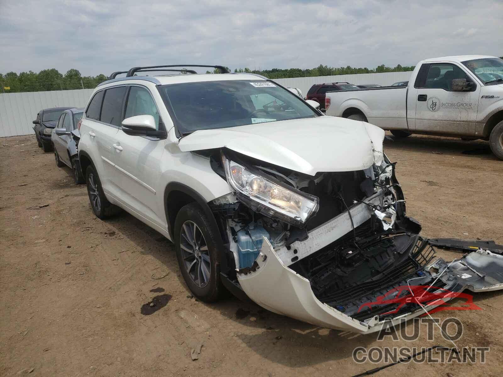 TOYOTA HIGHLANDER 2017 - 5TDKZRFH1HS525397