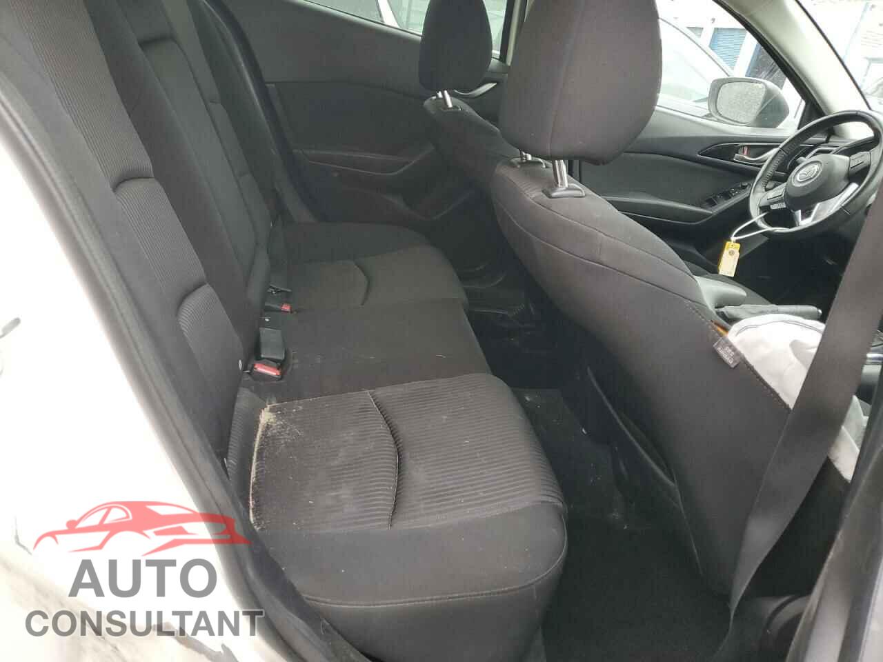 MAZDA 3 2015 - 3MZBM1V79FM140835