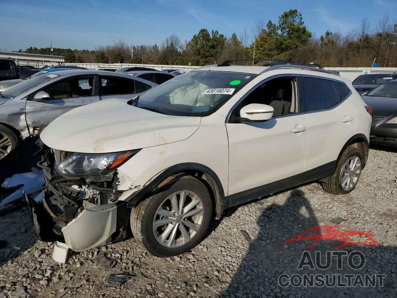 NISSAN ROGUE 2017 - JN1BJ1CP1HW025571