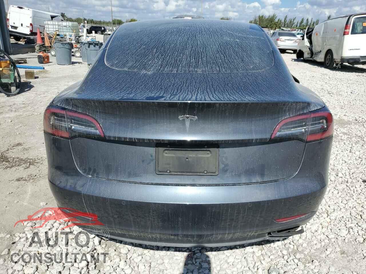 TESLA MODEL 3 2020 - 5YJ3E1EA7LF736638