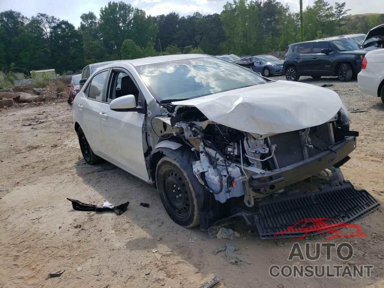 TOYOTA COROLLA 2018 - 5YFBURHE4JP834250