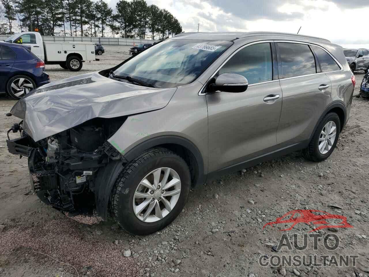 KIA SORENTO 2017 - 5XYPG4A55HG302594