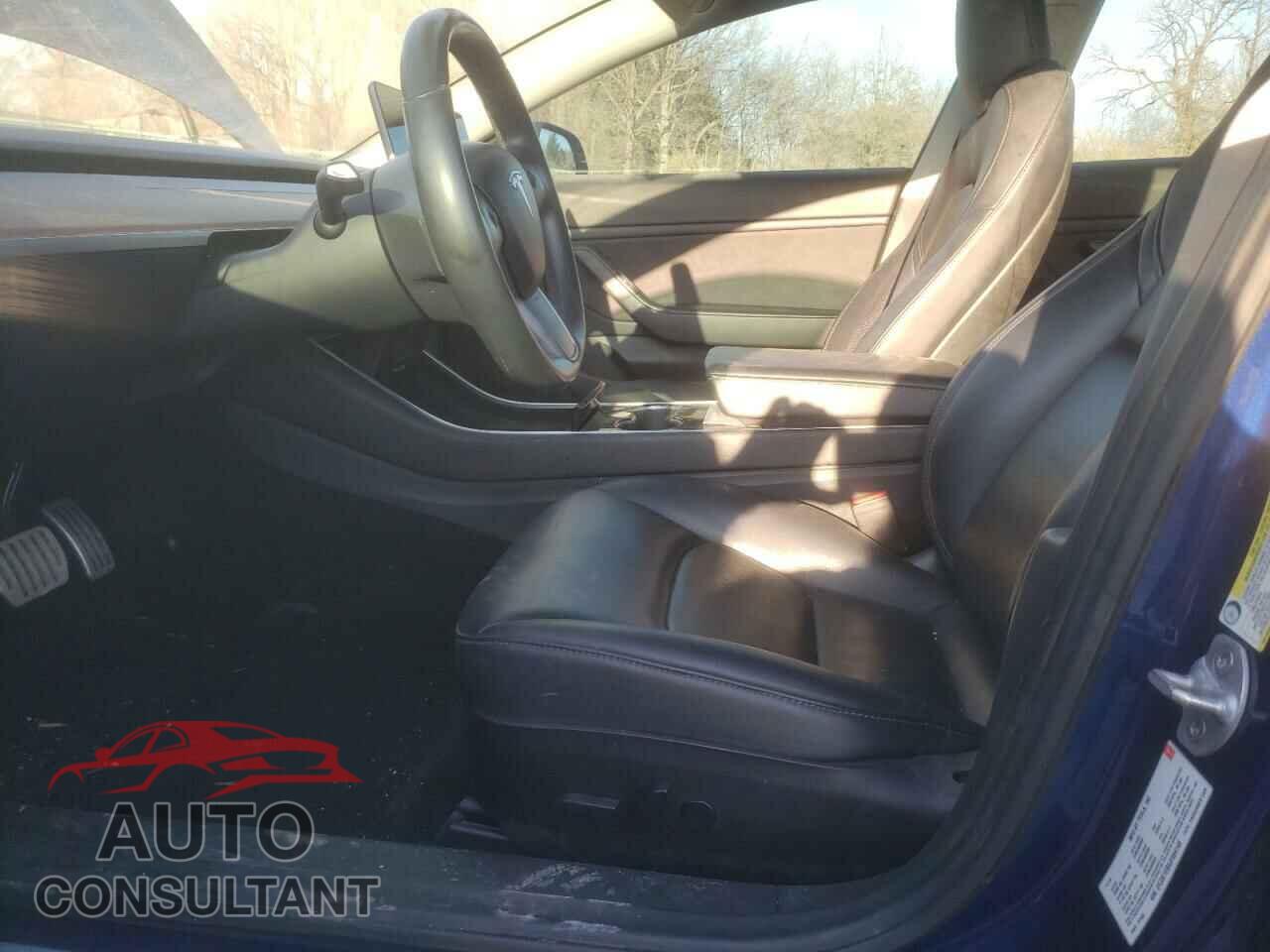 TESLA MODEL 3 2018 - 5YJ3E1EB3JF084140