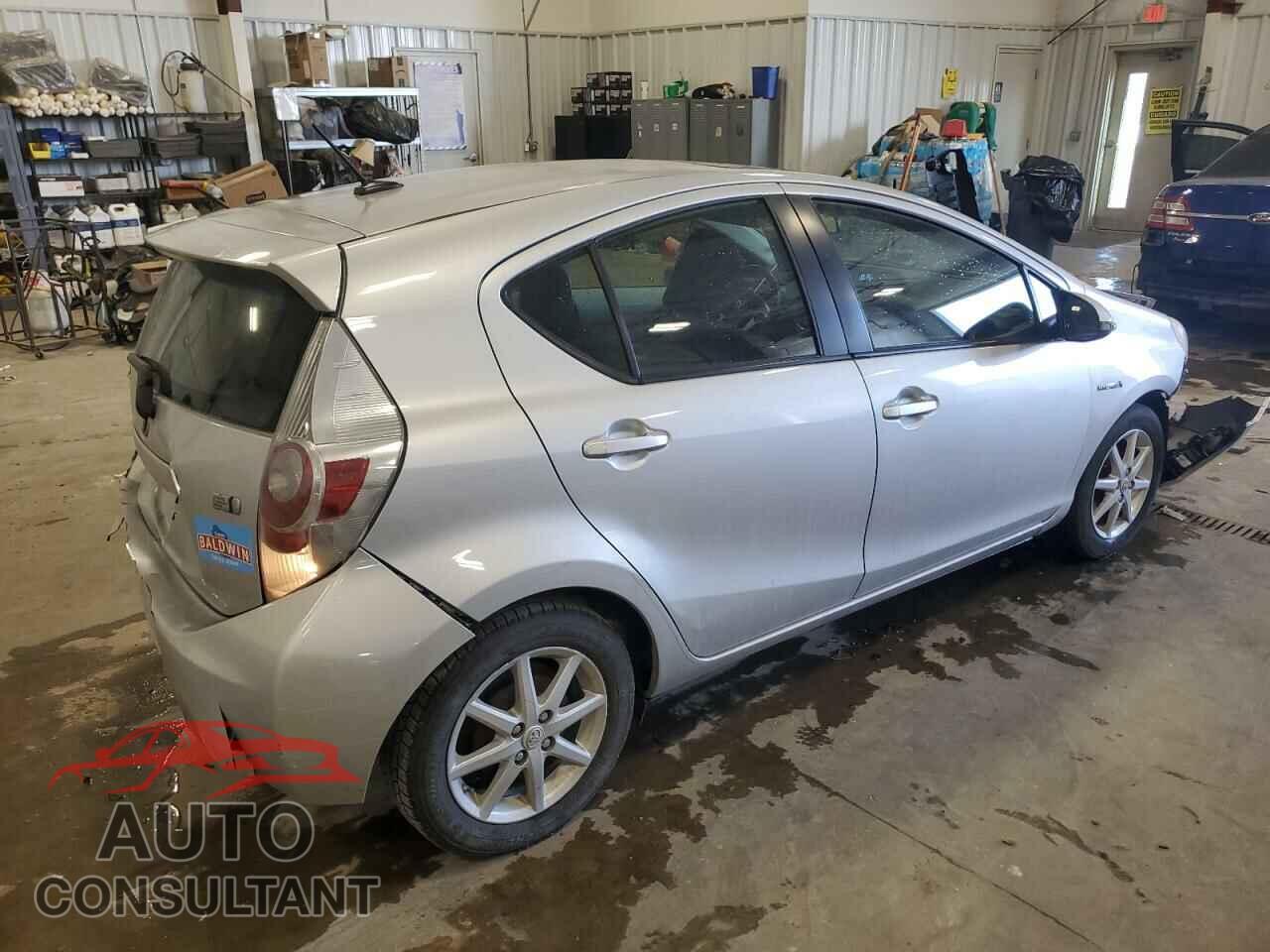 TOYOTA PRIUS 2014 - JTDKDTB30E1061663