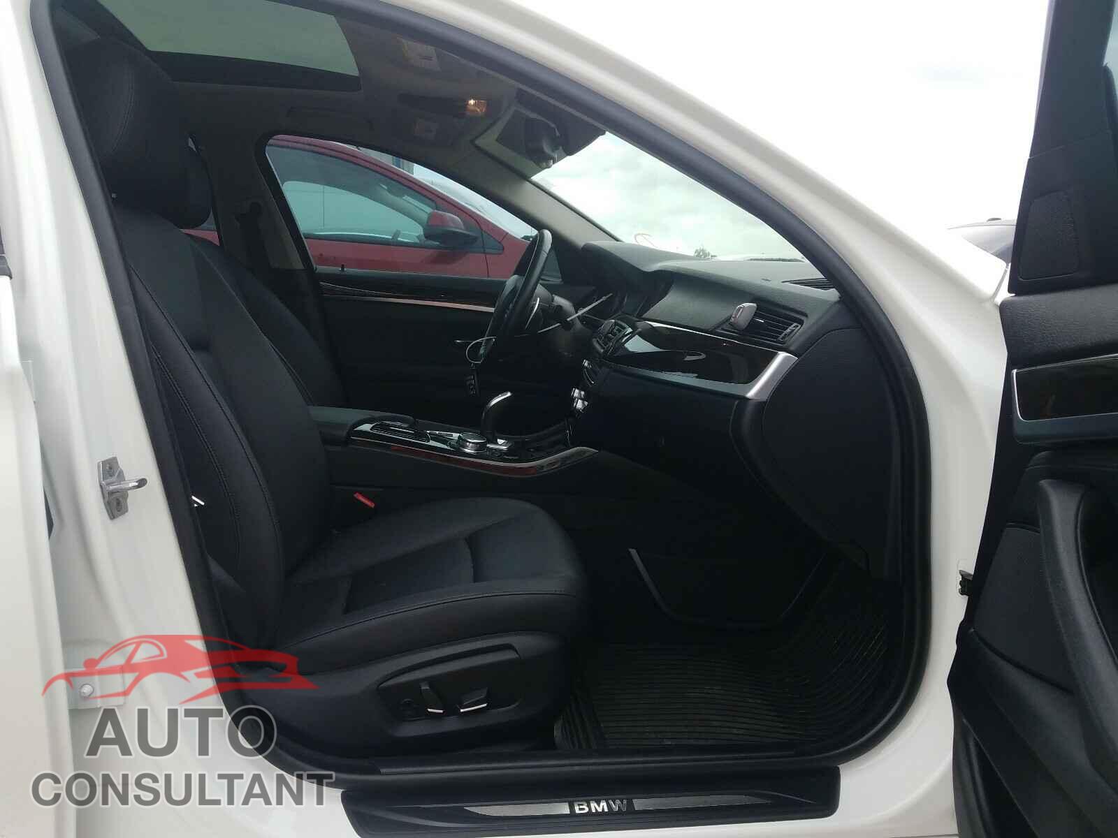 BMW 5 SERIES 2016 - WBA5A5C50GG347320