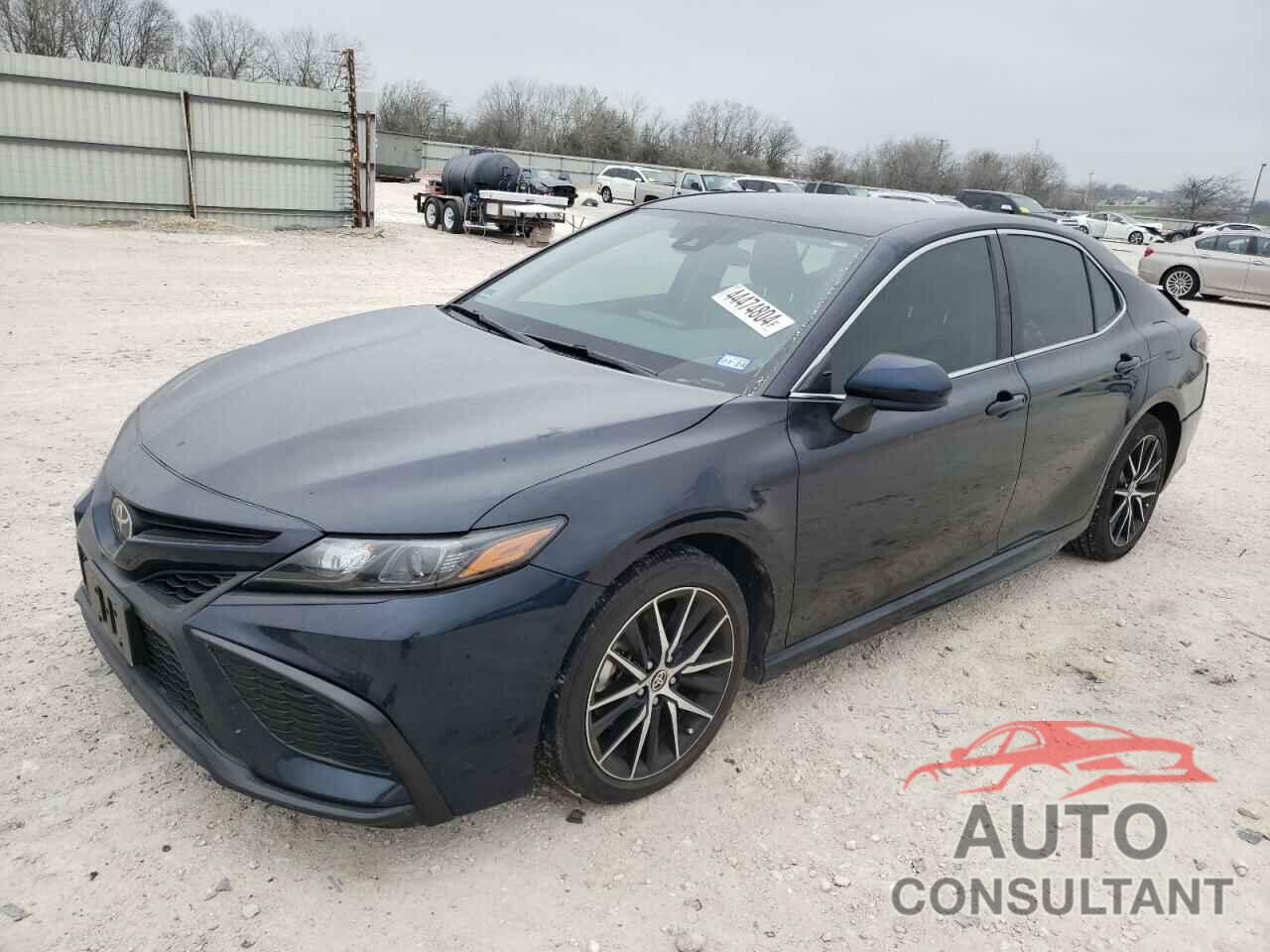 TOYOTA CAMRY 2021 - 4T1G11AK9MU417502