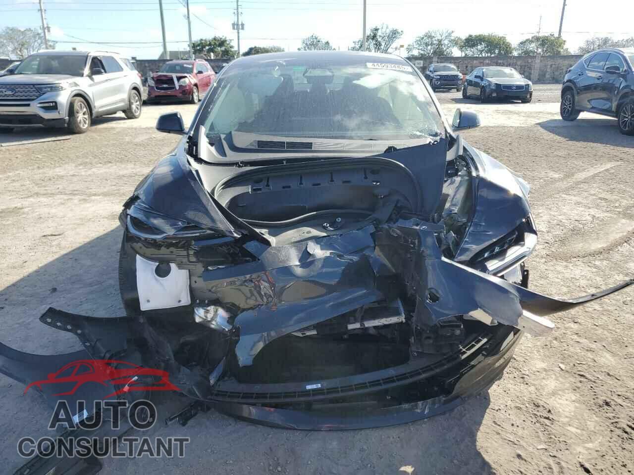TESLA MODEL 3 2024 - 5YJ3E1EA2RF752321