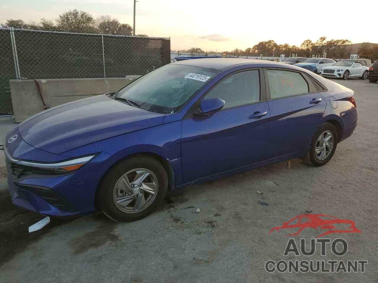 HYUNDAI ELANTRA 2024 - KMHLL4DG7RU675879