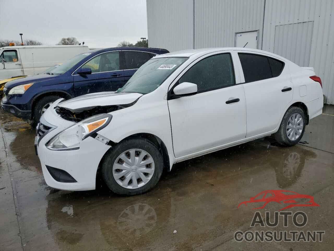 NISSAN VERSA 2017 - 3N1CN7AP8HL824364