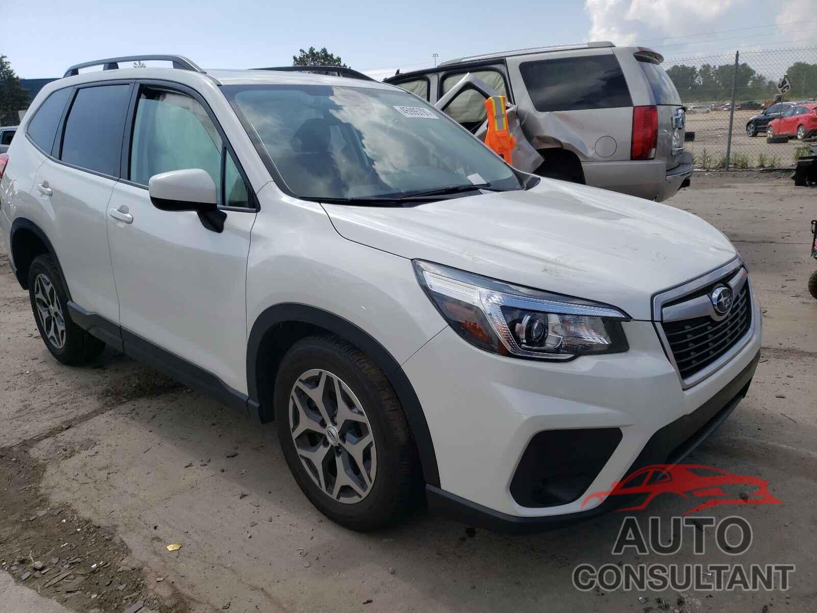 SUBARU FORESTER 2019 - JF2SKAGC2KH588353