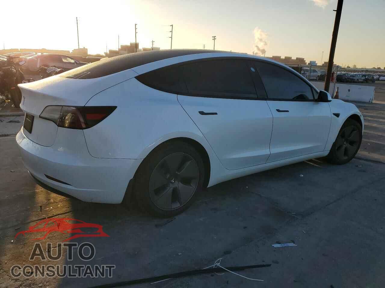 TESLA MODEL 3 2023 - 5YJ3E1EA9PF564862