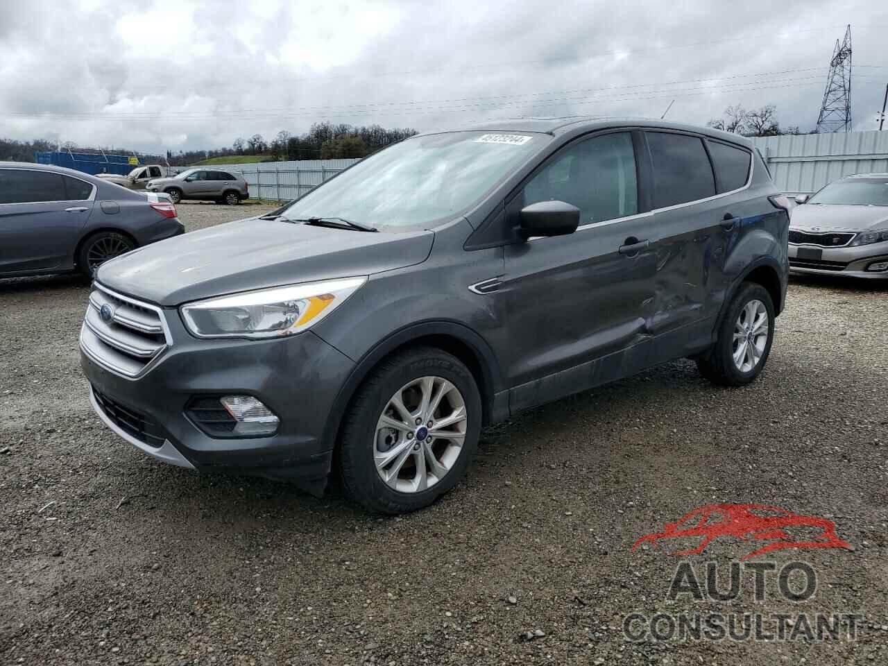 FORD ESCAPE 2017 - 1FMCU0G90HUD29951