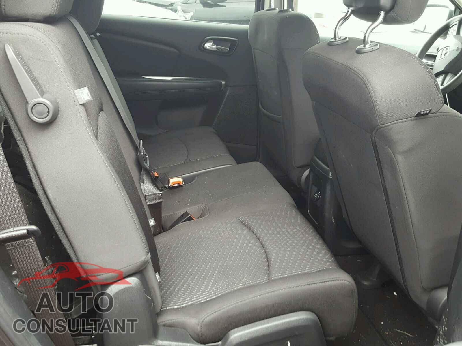 DODGE JOURNEY SE 2017 - 3C4PDCAB5HT706772