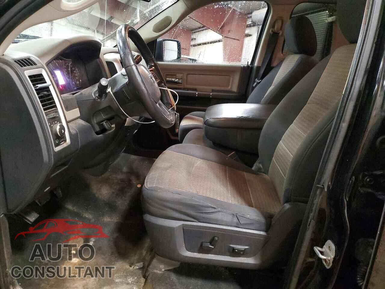 DODGE RAM 1500 2012 - 1C6RD7LTXCS252011