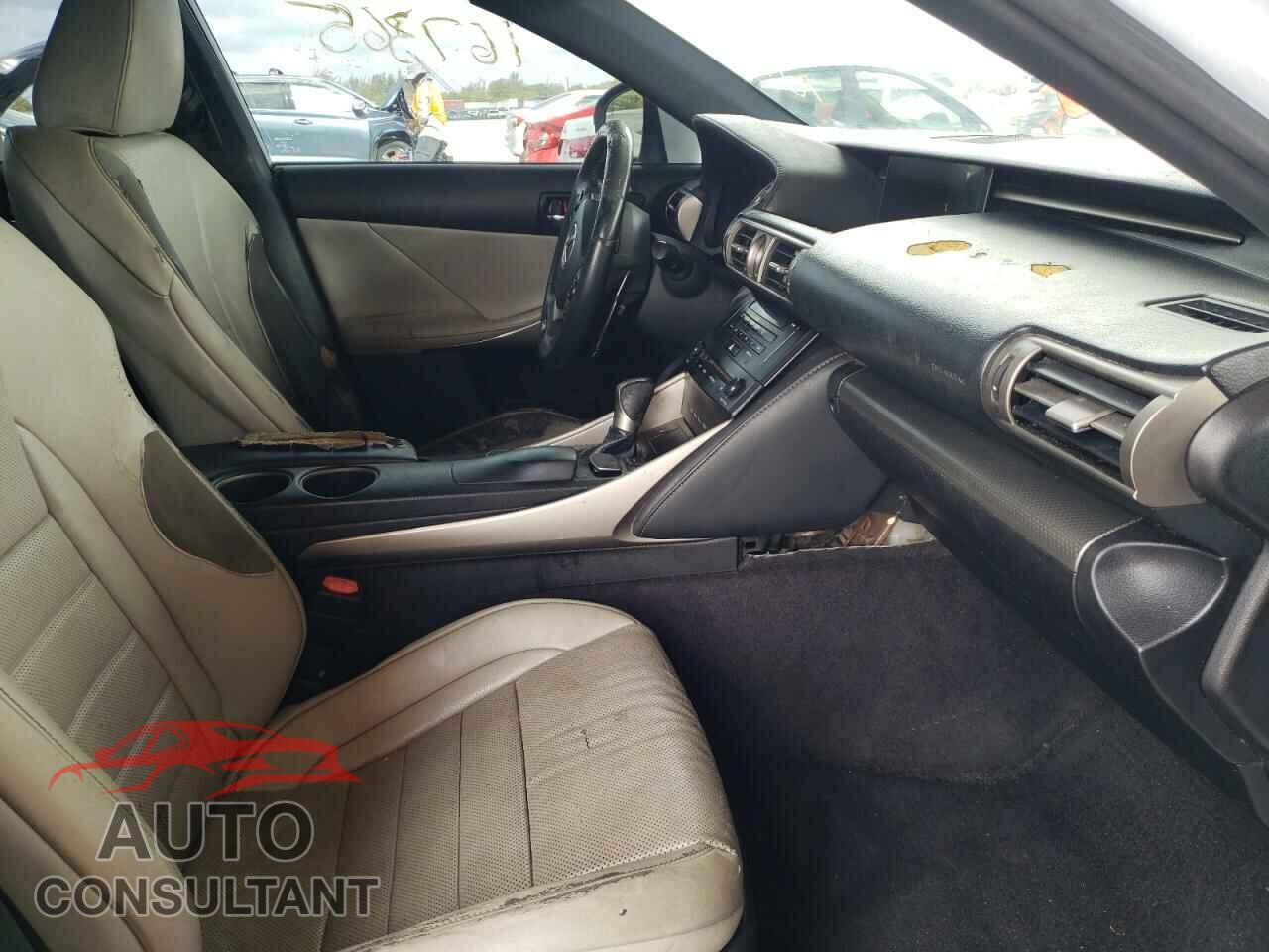 LEXUS IS 2014 - JTHBF1D23E5019336