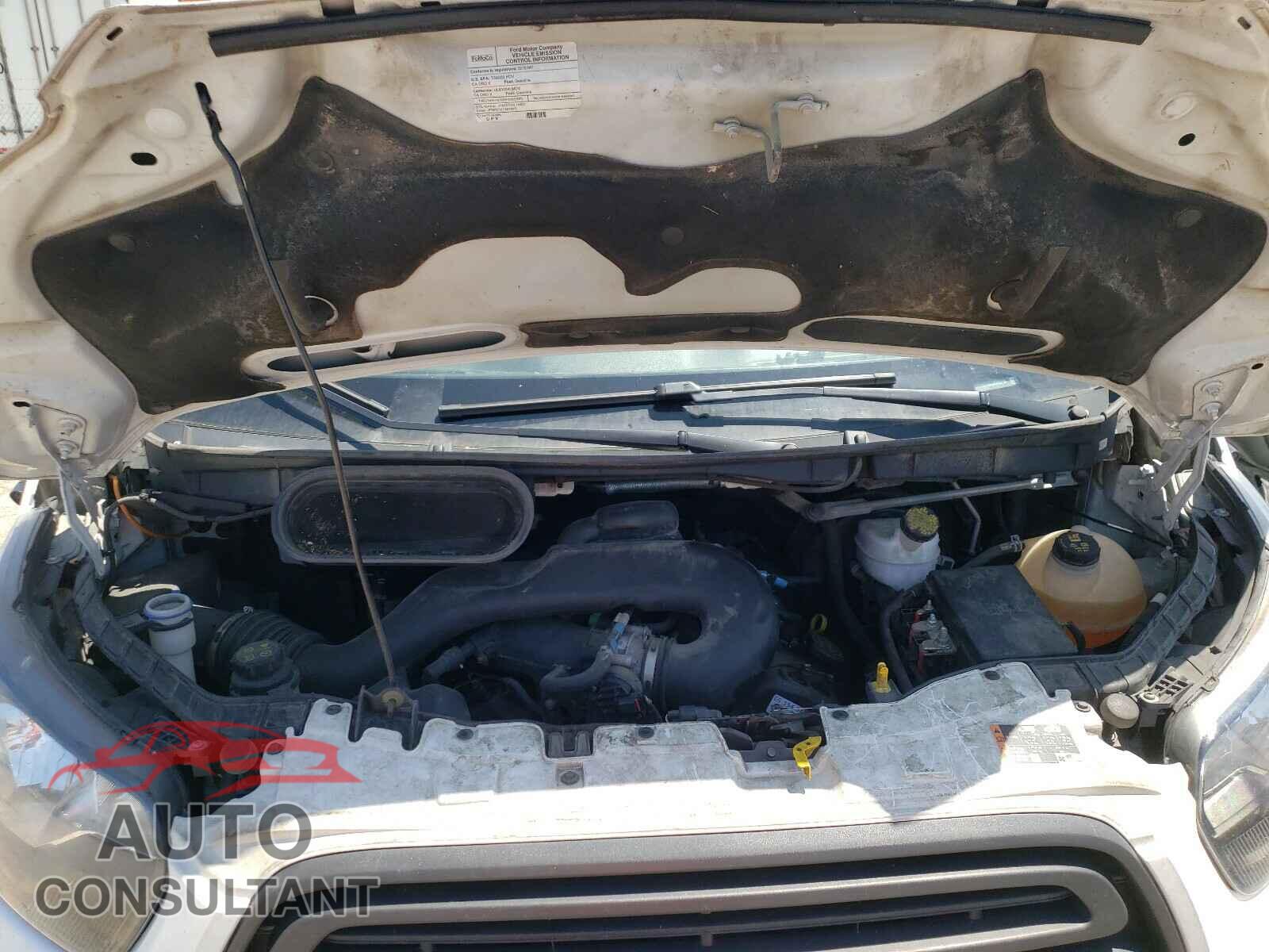 FORD TRANSIT CO 2018 - 1FTYR1YM3JKA50760