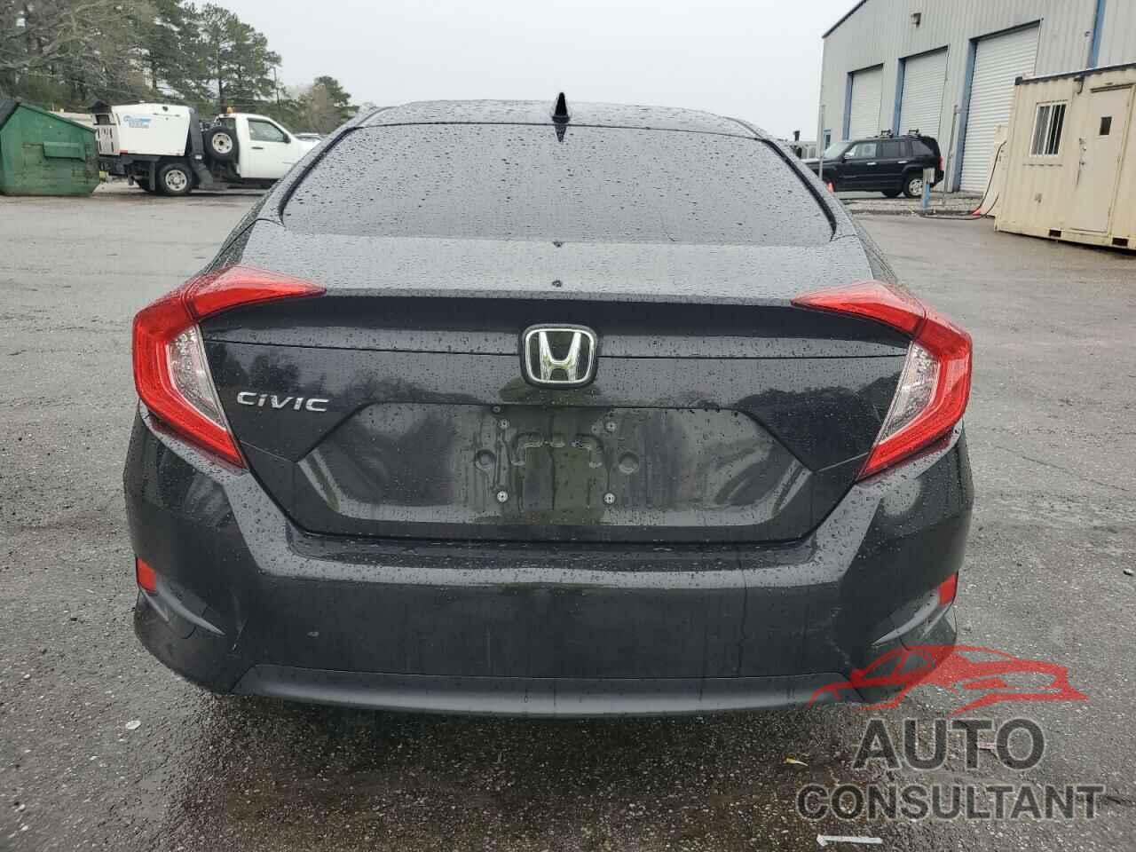 HONDA CIVIC 2018 - 2HGFC2F73JH558103